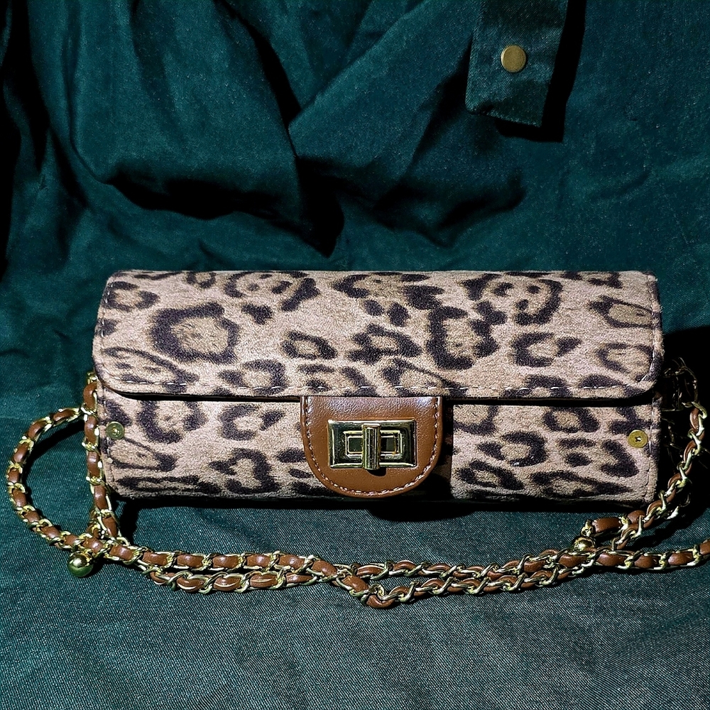 Leopard Print Crossbody Clutch